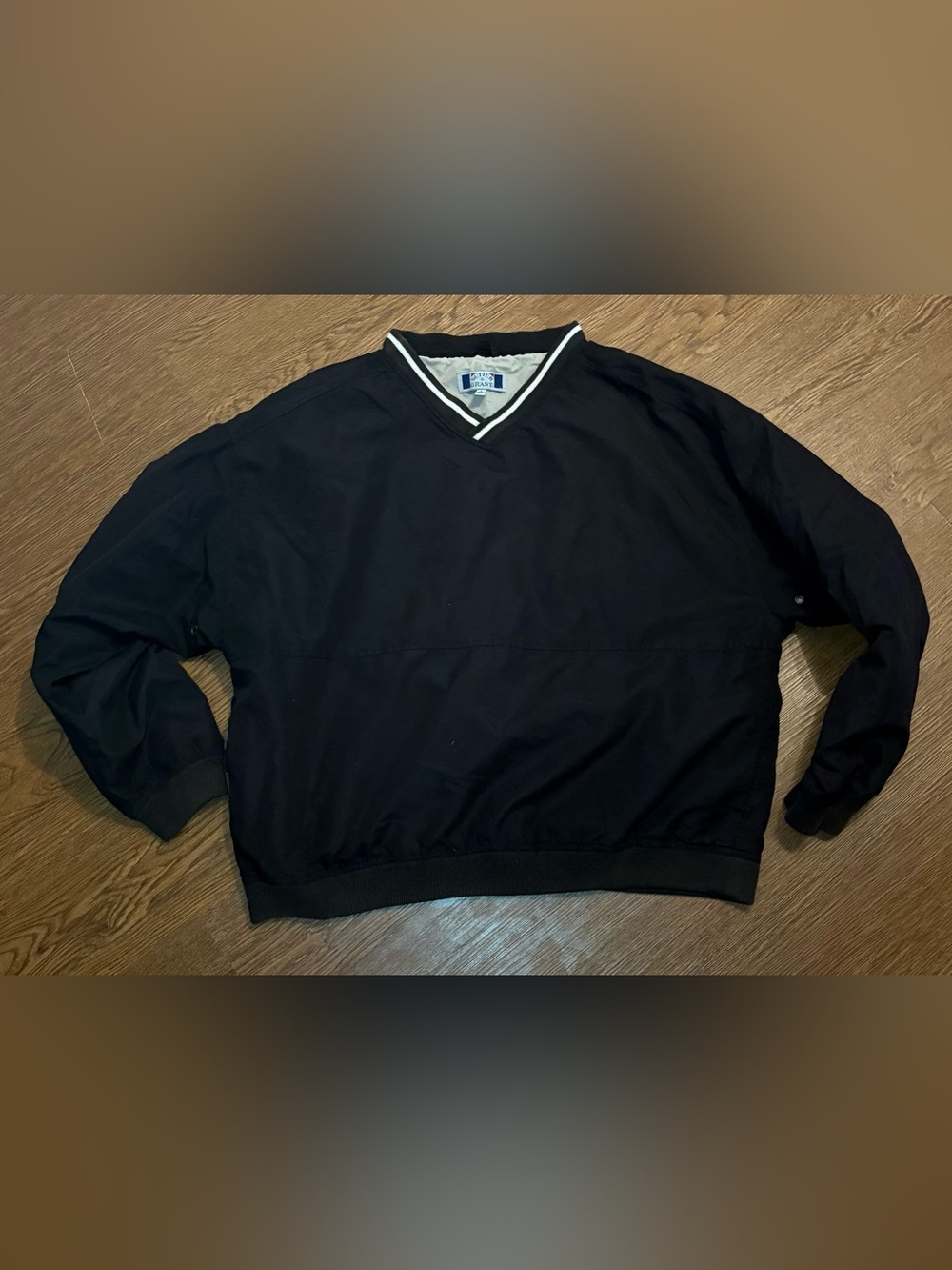 Sutter & Grant Men's Black V-Neck Pullover Windbreaker with Contrast Stripe L